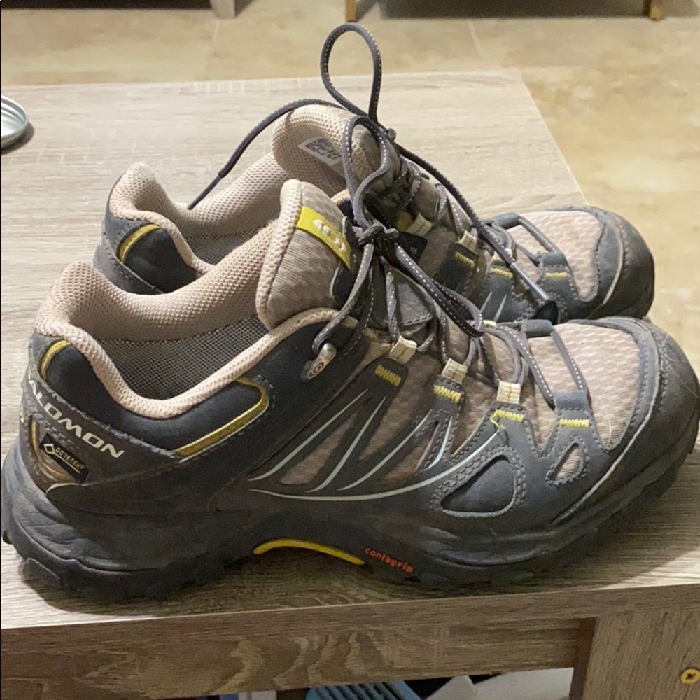 Salomon Hiking Sneakers